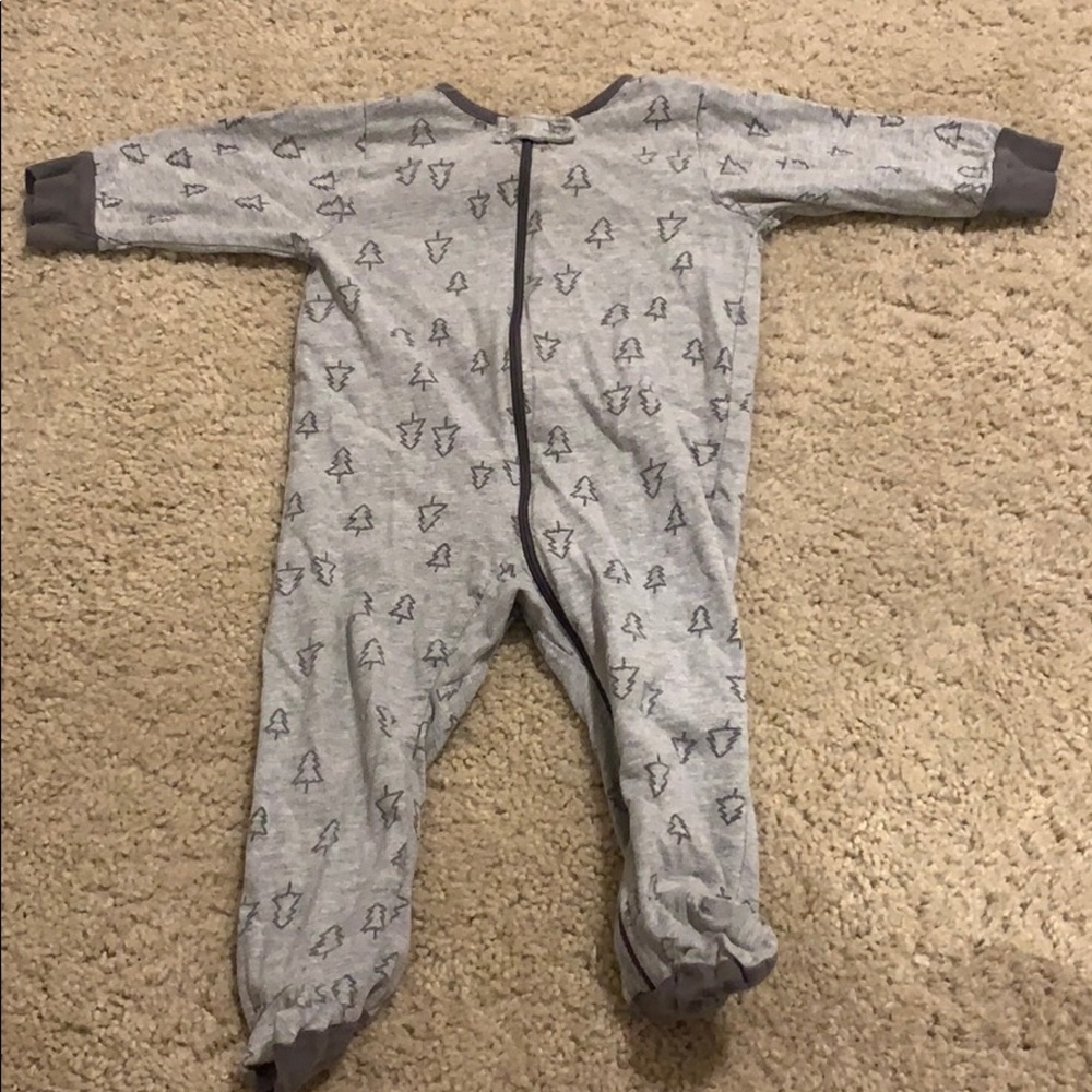 Infant footie pajamas